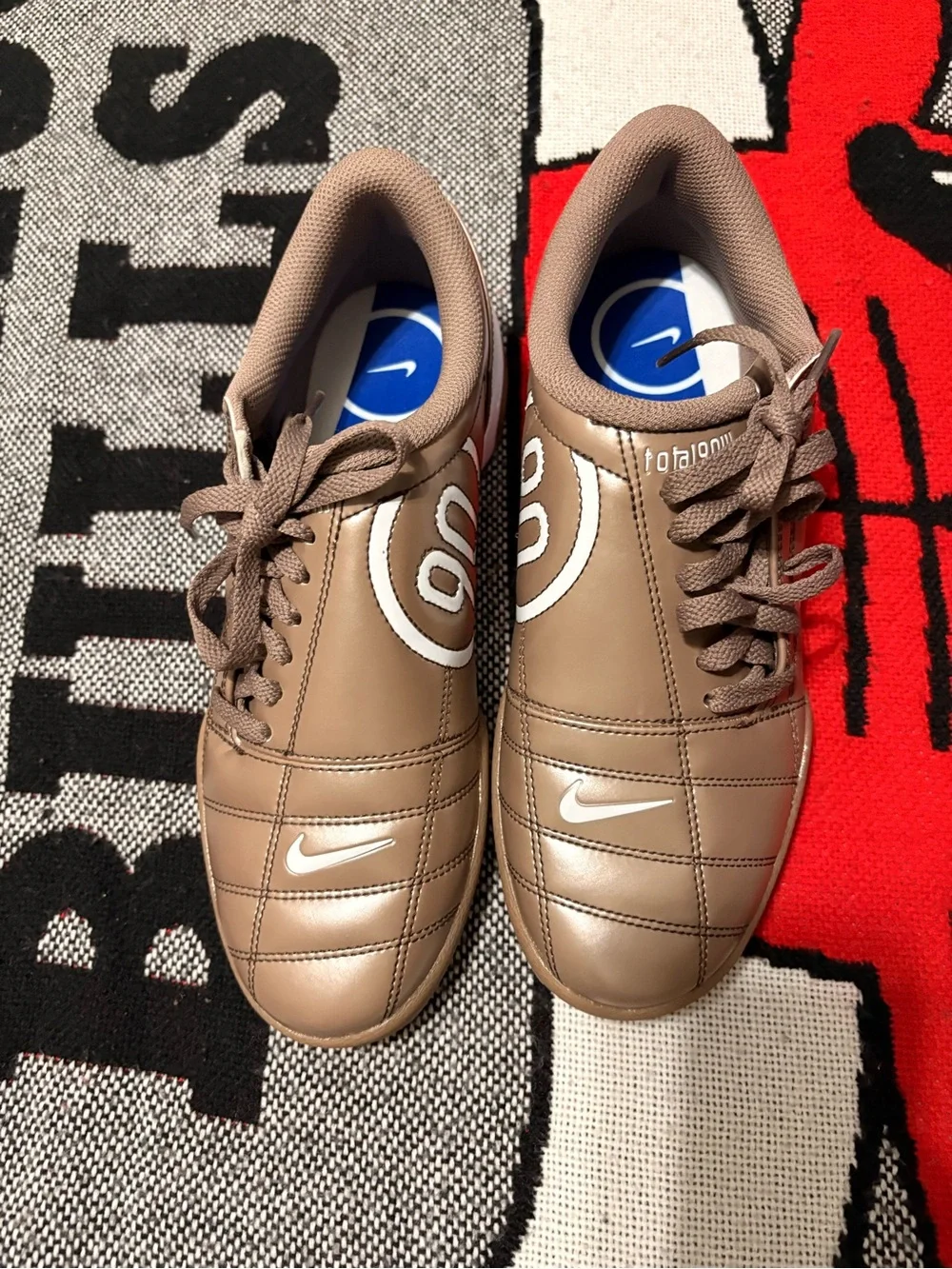 Nike total 90 shoes 7.5 men 9.0 women new